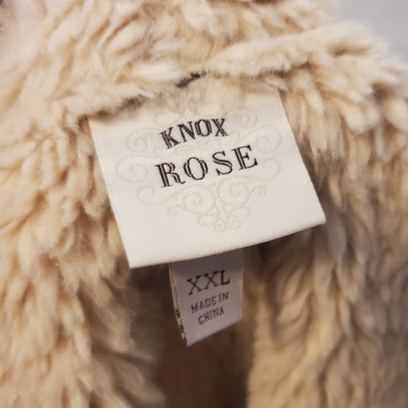 Knox rose faux fur vest - Picture 3 of 4
